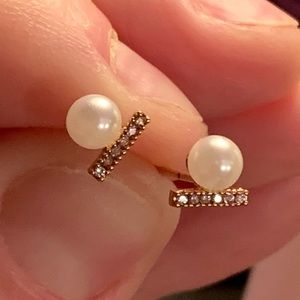 ICING 18K Goldplated Glass Pearl & Rhinestones POST EARRINGS!
